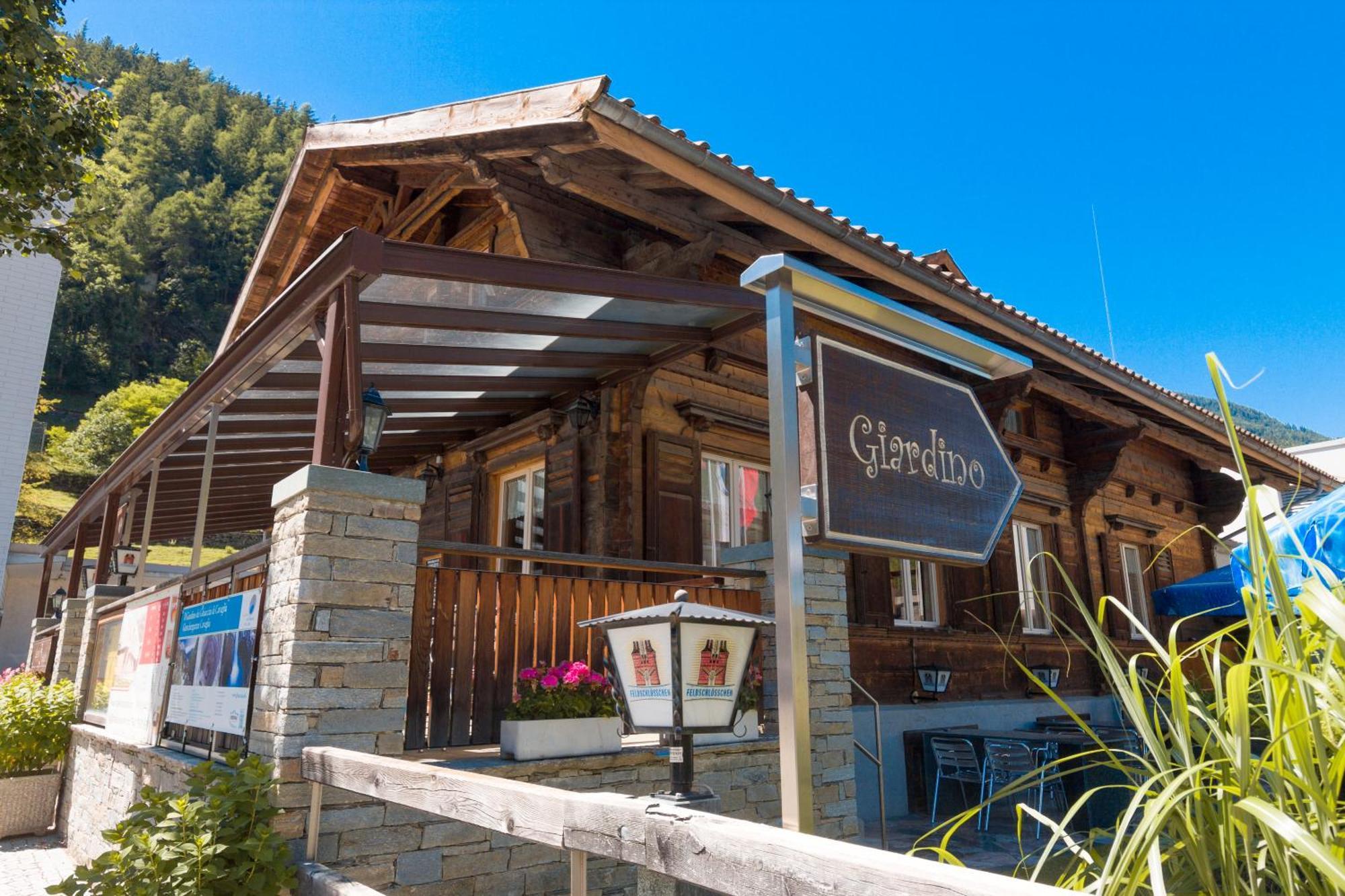 Ristorante Pensione Chalet Stazione Poschiavo Exterior photo